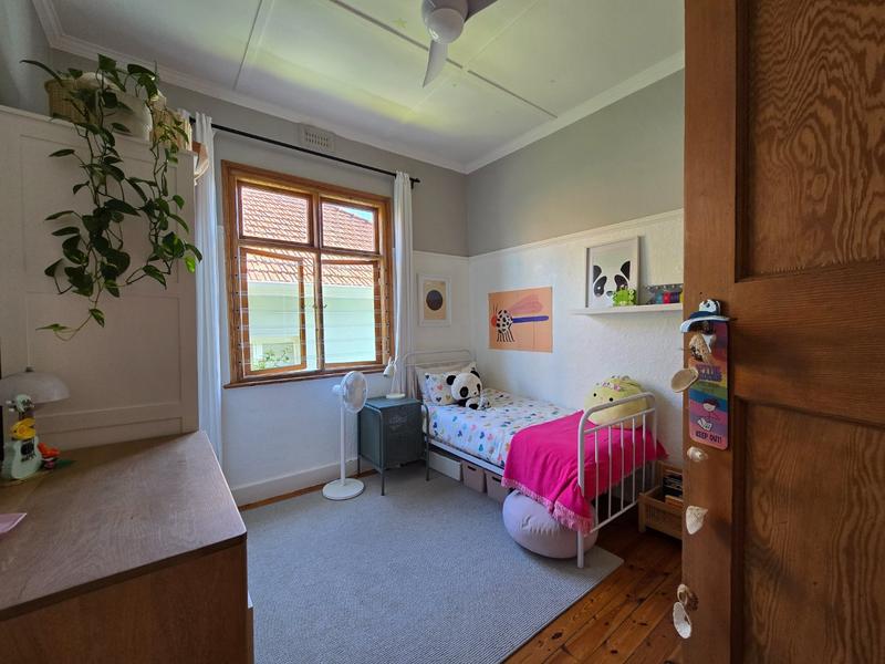 4 Bedroom Property for Sale in Vredehoek Western Cape